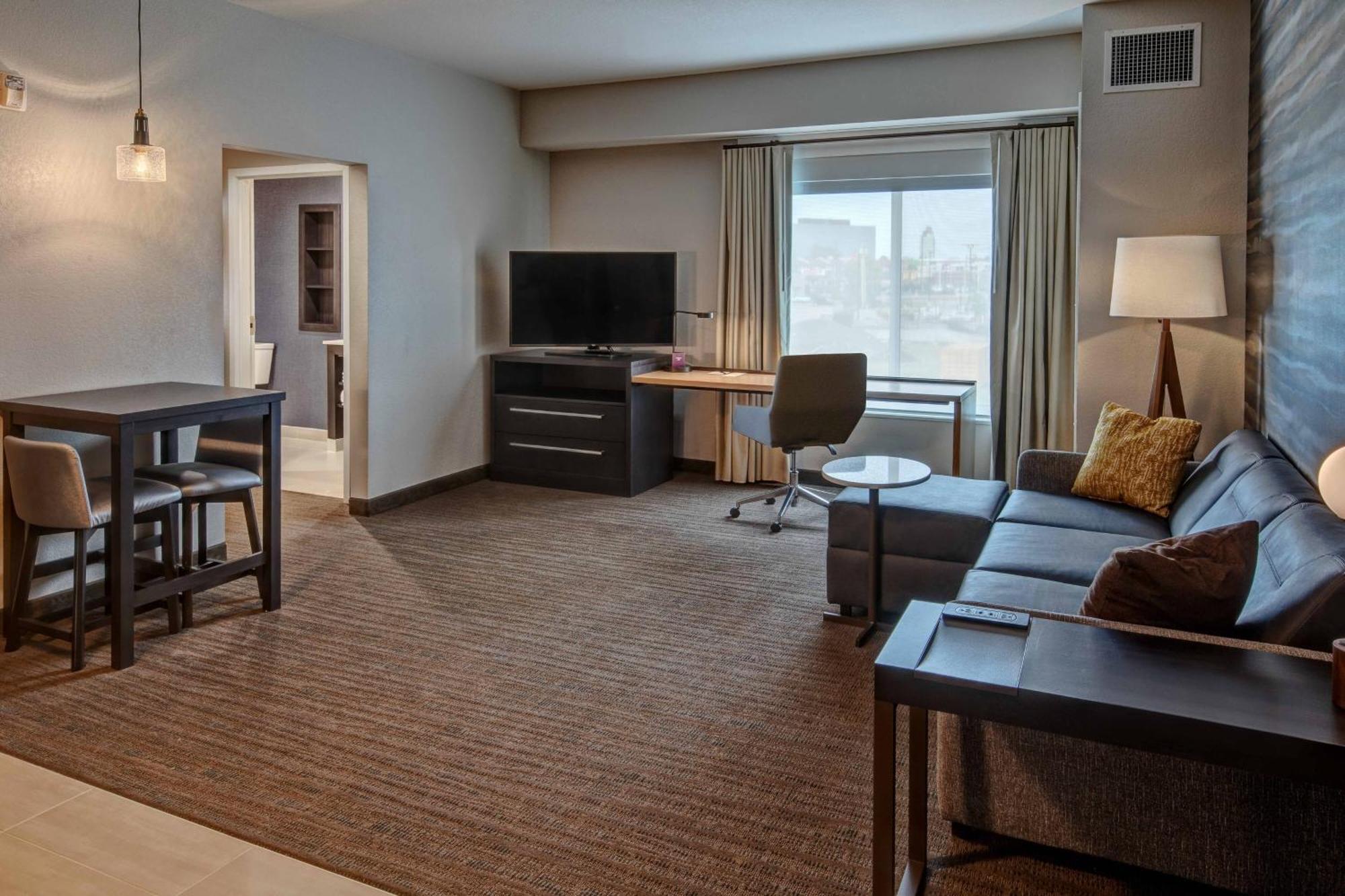 Residence Inn By Marriott Tulsa Midtown Zewnętrze zdjęcie