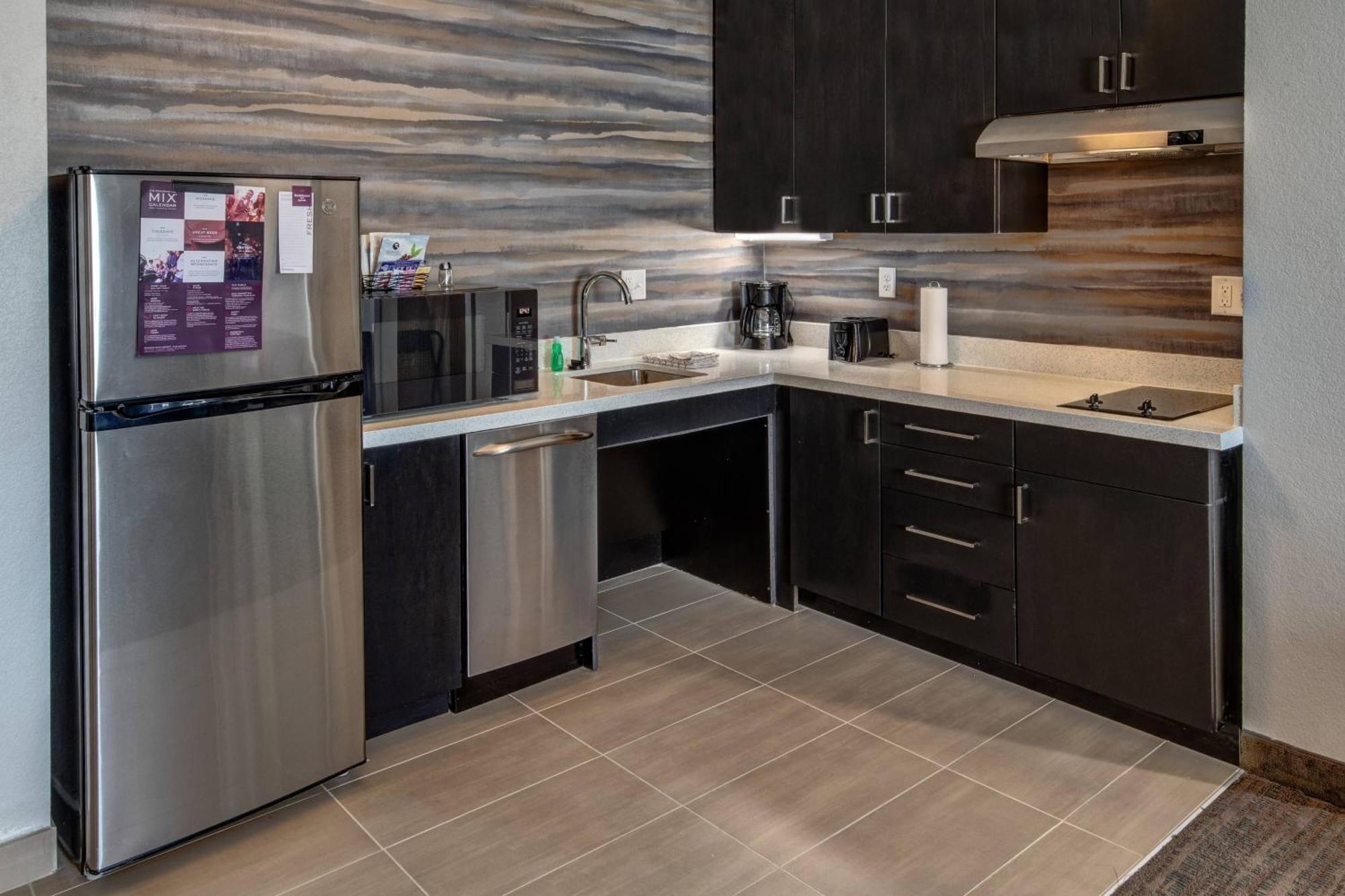 Residence Inn By Marriott Tulsa Midtown Zewnętrze zdjęcie